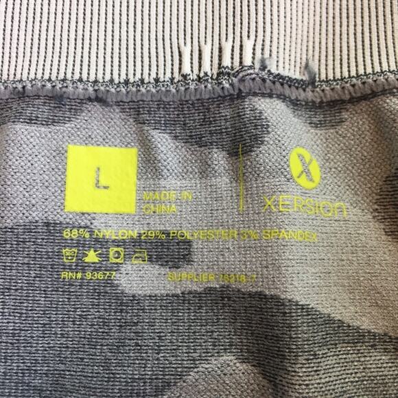 Xersion Lounge Camo Leggings Gray Large - Picture 10 of 11